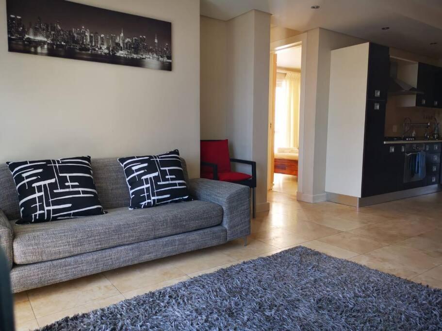 Seaside - Big Bay Apartment *