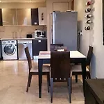Seaside Apartment - Big Bay Beach